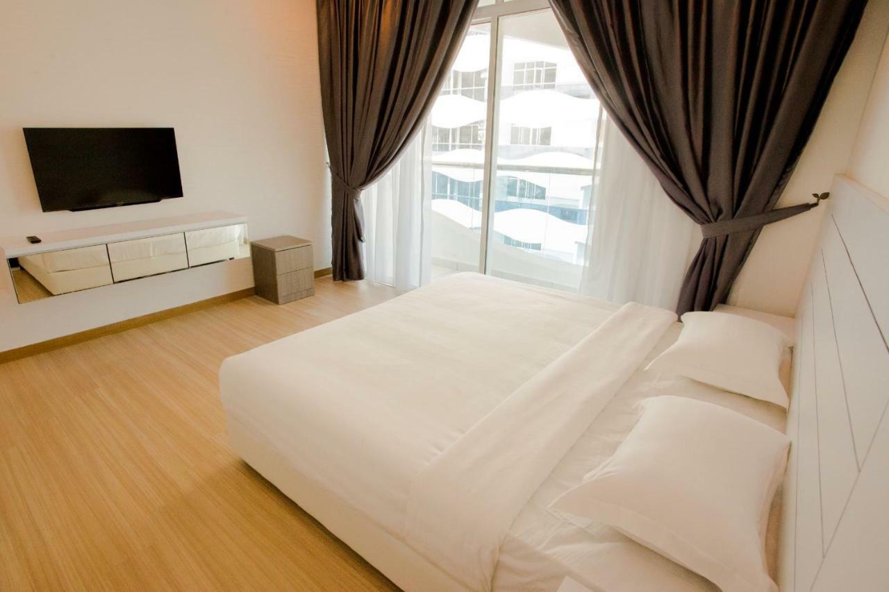 Faithview Hotel & Suites Malacca Bagian luar foto